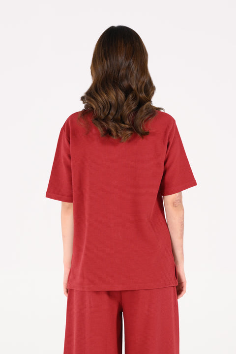TEXTURED BUTTON-DOWN TEE