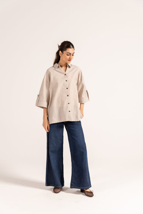 OVERSIZED BUTTON-DOWN SHIRT