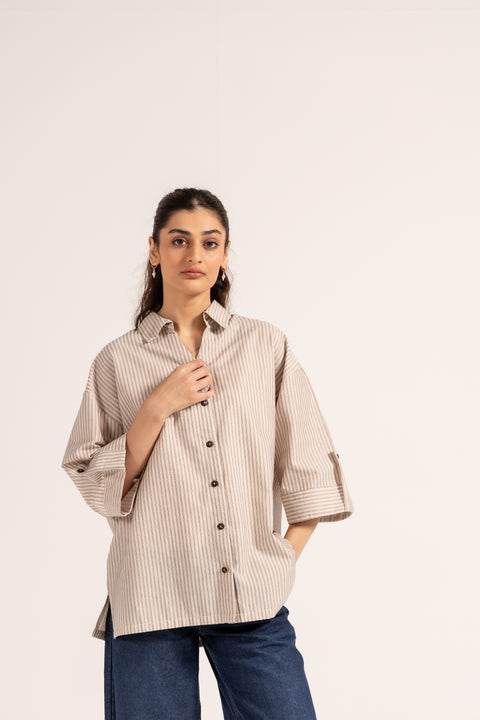OVERSIZED BUTTON-DOWN SHIRT