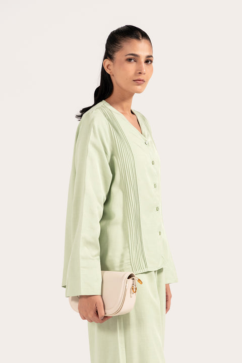PLEATED BUTTON-DOWN SHIRT