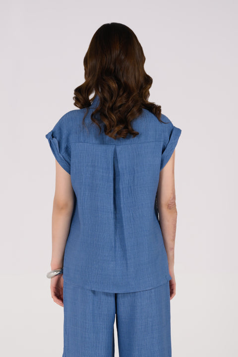 EMBROIDERED BUTTON-DOWN TOP