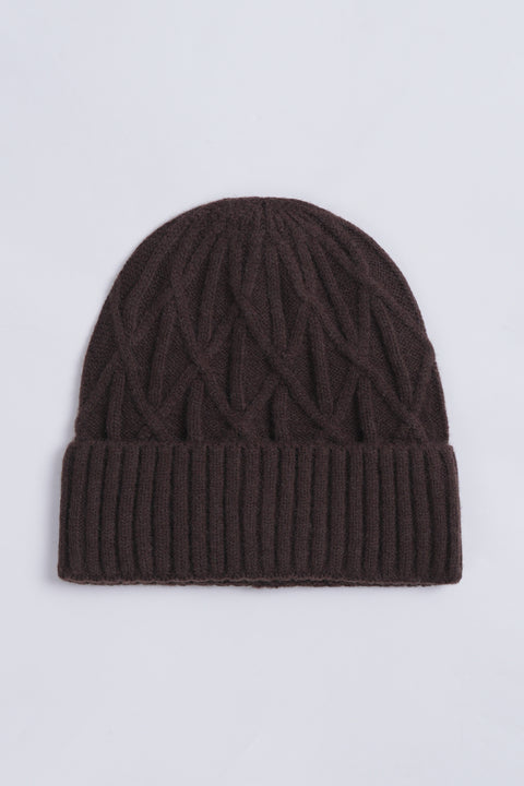 CABLE KNIT BEANIE