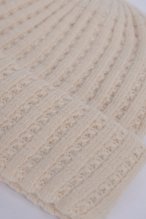 TEXTURED CHUNKY KNIT BEANIE