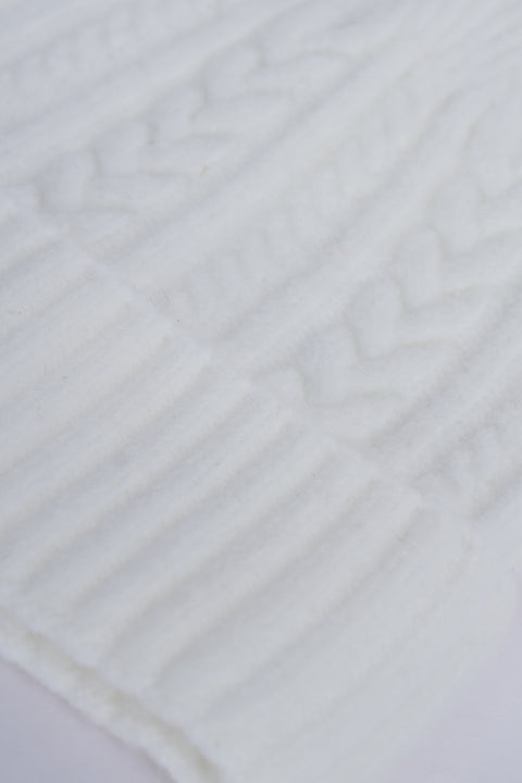 CABLE KNIT BEANIE
