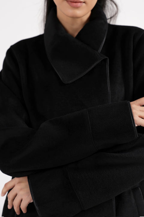 EDGE DETAIL LONG COAT