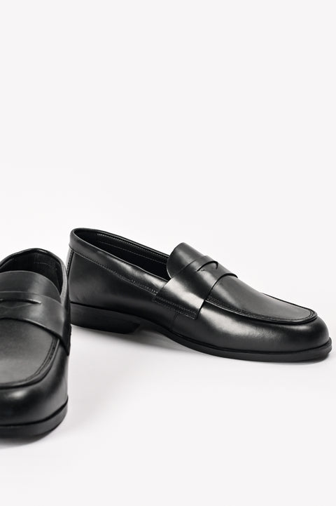 LEATHER LOAFERS