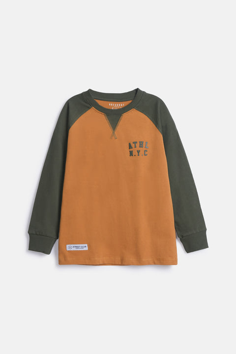 BOYS CONTRAST RAGLAN SLEEVE TEE