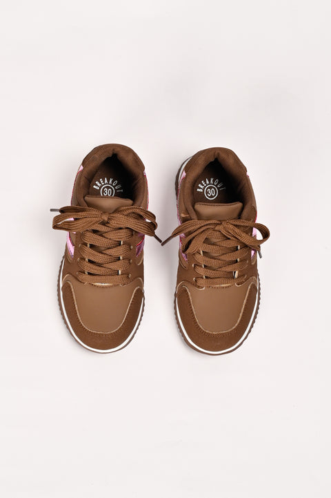 GIRLS SNEAKERS